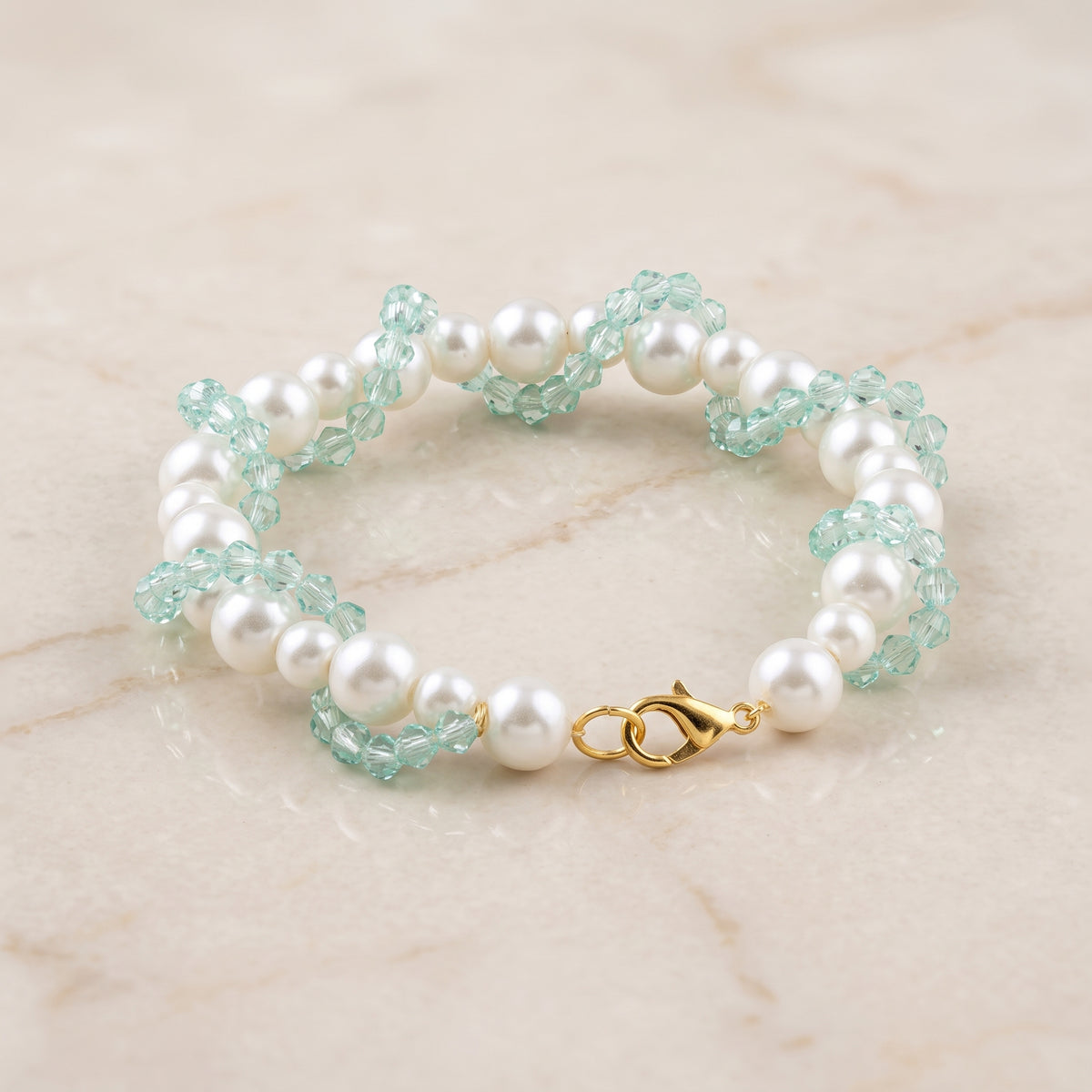 Mint Cascade Pearl Beaded Bracelet