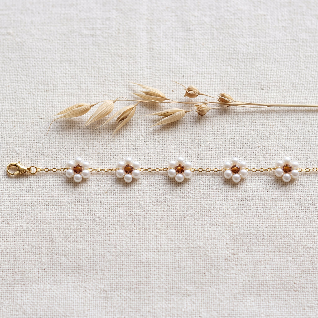 Minimalist Pearl Blossom Bracelet