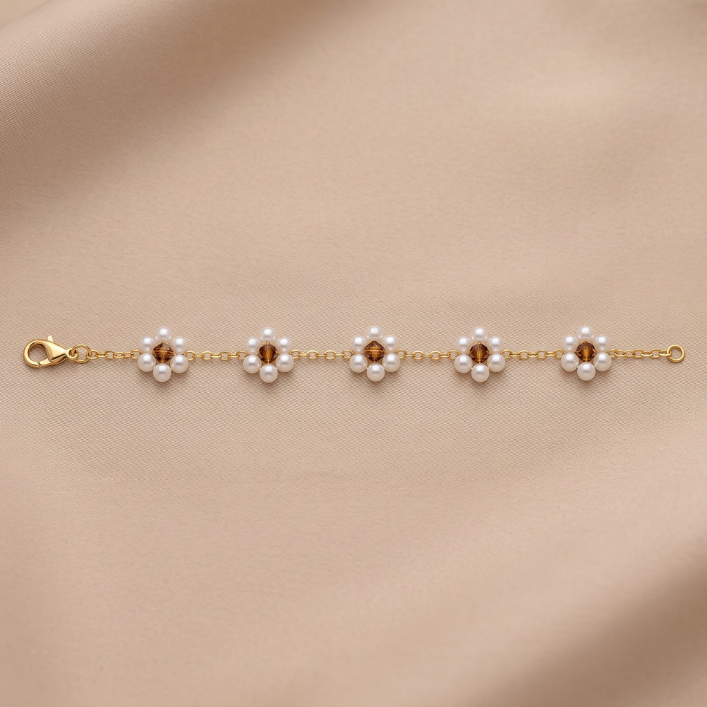 Minimalist Pearl Blossom Bracelet