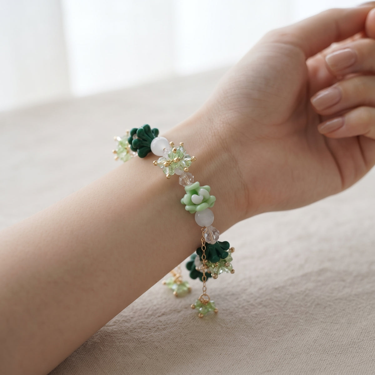 Emerald & Mint Floral Dangle Beaded Bracelet